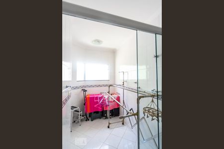 Casa à venda com 197m², 3 quartos e 3 vagasBanheiro da suíte