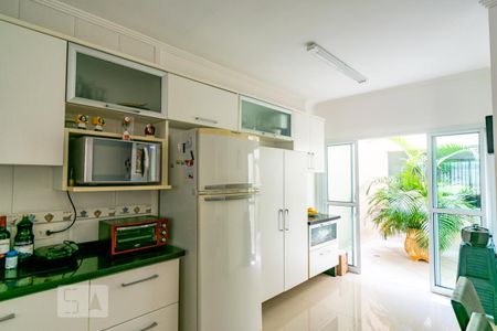 Casa à venda com 197m², 3 quartos e 3 vagasCozinha