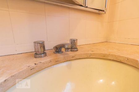 Banheiro de casa para alugar com 2 quartos, 100m² em Brooklin Paulista, São Paulo