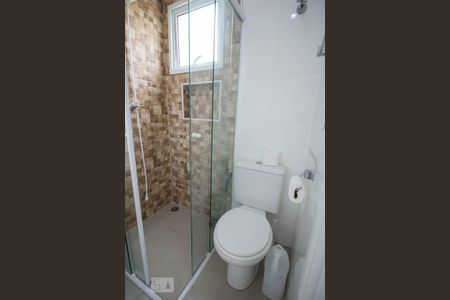Casa para alugar com 119m², 2 quartos e 2 vagas Casa para alugar com 119m², 2 quartos e 2 vagasBanheiro da Suite 2