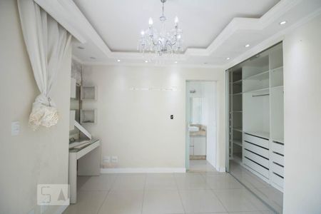 Casa para alugar com 119m², 2 quartos e 2 vagas Casa para alugar com 119m², 2 quartos e 2 vagasSuite 1
