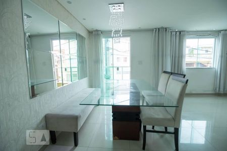 Casa para alugar com 119m², 2 quartos e 2 vagas Casa para alugar com 119m², 2 quartos e 2 vagasSala