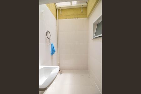 Casa para alugar com 119m², 2 quartos e 2 vagas Casa para alugar com 119m², 2 quartos e 2 vagasÁrea de Serviço