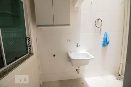 Casa para alugar com 119m², 2 quartos e 2 vagas Casa para alugar com 119m², 2 quartos e 2 vagasÁrea de Serviço