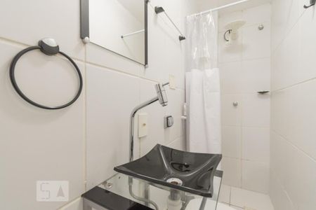 Studio para alugar com 27m², 1 quarto e sem vaga Studio para alugar com 27m², 1 quarto e sem vagaBanheiro