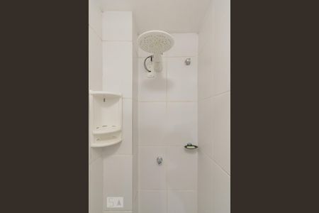Studio para alugar com 27m², 1 quarto e sem vaga Studio para alugar com 27m², 1 quarto e sem vagaBanheiro