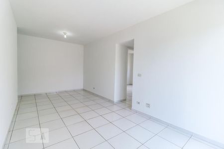 Apartamento para alugar com 2 quartos, 57m² em Taquara, Rio de Janeiro