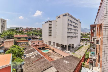 Apartamento para alugar com 2 quartos, 57m² em Taquara, Rio de Janeiro