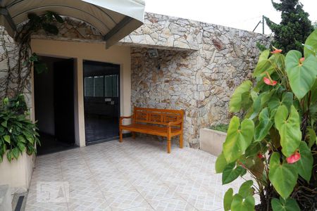 Apartamento à venda com 57m², 2 quartos e 1 vagaEntrada