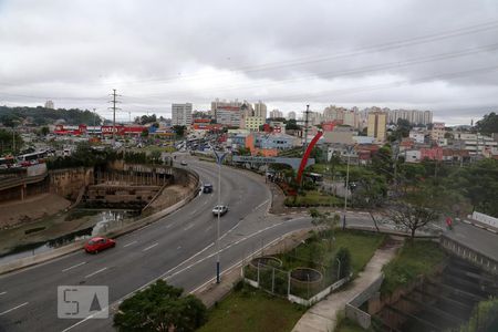 Vista da Sala de apartamento à venda com 2 quartos, 57m² em Vila Santa Luzia, Taboão da Serra