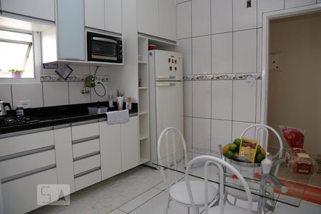 Apartamento à venda com 57m², 2 quartos e 1 vagaCozinha