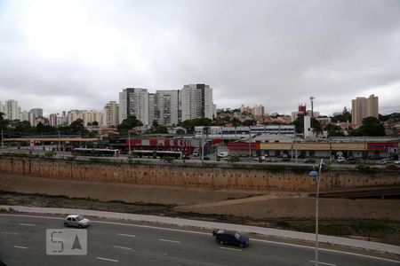 Vista do Quarto de apartamento à venda com 2 quartos, 57m² em Vila Santa Luzia, Taboão da Serra