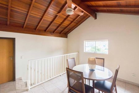 Casa para alugar com 300m², 3 quartos e 3 vagasSotao