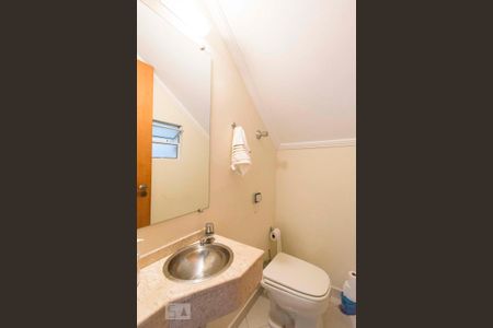 Casa para alugar com 300m², 3 quartos e 3 vagasBanheiro