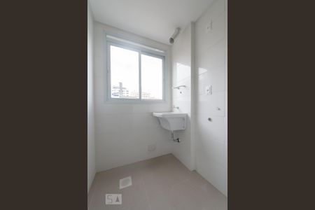 Área de Serviço de apartamento para alugar com 2 quartos, 70m² em Barreiros, São José