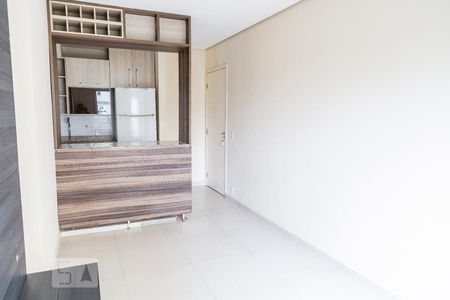 Sala de apartamento para alugar com 2 quartos, 50m² em Jardim Cotinha, São Paulo