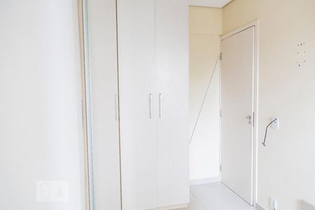 Quarto 1 de apartamento para alugar com 2 quartos, 50m² em Jardim Cotinha, São Paulo