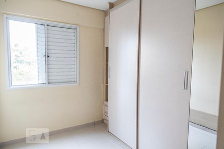 Quarto 1 de apartamento para alugar com 2 quartos, 50m² em Jardim Cotinha, São Paulo