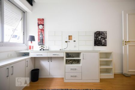 Apartamento para alugar com 108m², 3 quartos e 1 vaga