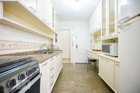 Apartamento para alugar com 108m², 3 quartos e 1 vaga