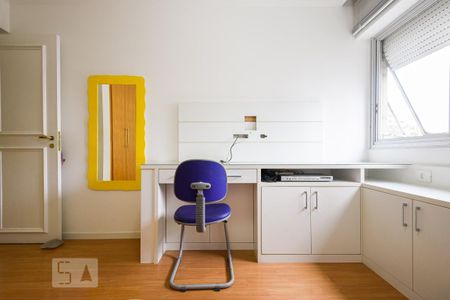 Apartamento para alugar com 108m², 3 quartos e 1 vaga