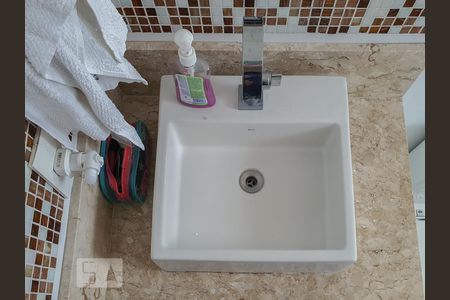 Apartamento para alugar com 63m², 3 quartos e 1 vagaDetalhe do banheiro da suíte