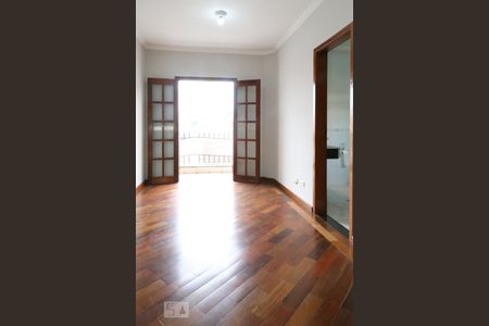 Suíte de casa para alugar com 3 quartos, 135m² em Vila Santa Terezinha (zona Norte), São Paulo