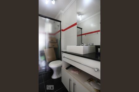 Banheiro de apartamento para alugar com 3 quartos, 70m² em Jaguaré, São Paulo