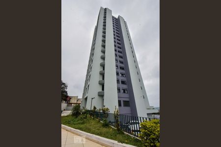 Apartamento para alugar com 70m², 3 quartos e 1 vagaPrédio