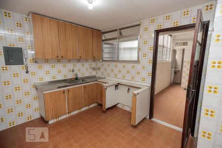 Apartamento à venda com 114m², 3 quartos e 2 vagas Apartamento à venda com 114m², 3 quartos e 2 vagasCozinha
