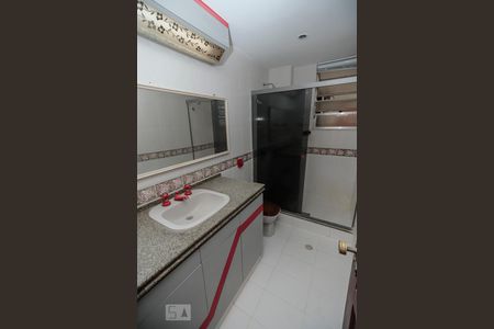 Apartamento à venda com 114m², 3 quartos e 2 vagas Apartamento à venda com 114m², 3 quartos e 2 vagasBanheiro
