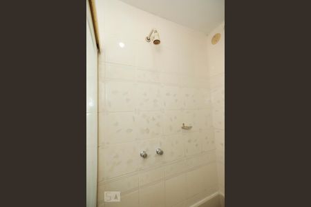 Apartamento à venda com 114m², 3 quartos e 2 vagas Apartamento à venda com 114m², 3 quartos e 2 vagasBanheiro Suíte