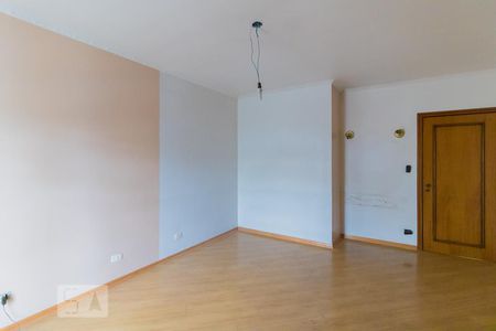 Casa à venda com 198m², 3 quartos e 4 vagas Casa à venda com 198m², 3 quartos e 4 vagasSuíte