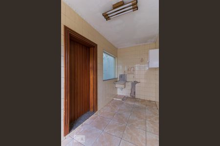 Casa à venda com 198m², 3 quartos e 4 vagas Casa à venda com 198m², 3 quartos e 4 vagasÁrea de Serviço