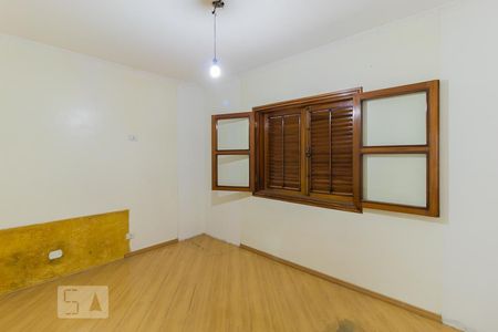 Casa à venda com 198m², 3 quartos e 4 vagas Casa à venda com 198m², 3 quartos e 4 vagasQuarto 2