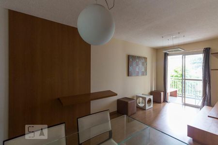 Sala de apartamento para alugar com 3 quartos, 72m² em Vila Monte Alegre, São Paulo