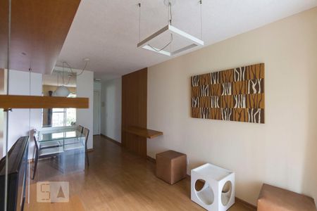 Sala de apartamento para alugar com 3 quartos, 72m² em Vila Monte Alegre, São Paulo