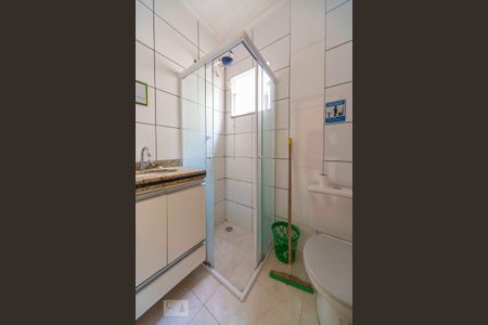Banheiro  de apartamento para alugar com 2 quartos, 50m² em Vila Guiomar, Santo André