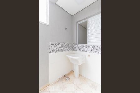 Casa de condomínio para alugar com 45m², 2 quartos e 1 vaga Casa de condomínio para alugar com 45m², 2 quartos e 1 vagaÁrea de Serviço