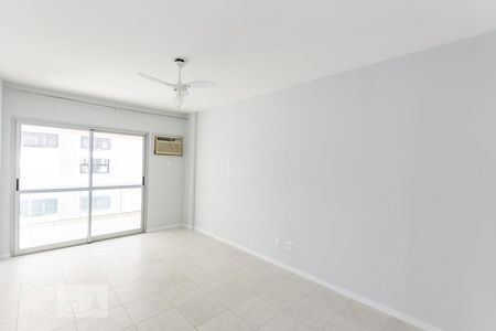 Apartamento para alugar com 60m², 1 quarto e 1 vagaSala