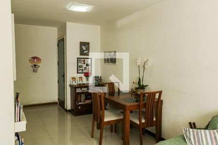 Sala de apartamento à venda com 2 quartos, 84m² em Copacabana, Rio de Janeiro