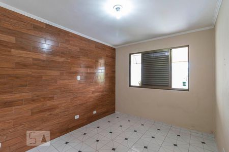 Quarto 1 de casa para alugar com 2 quartos, 70m² em Vila Verde, São Paulo