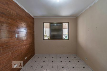Quarto 1 de casa para alugar com 2 quartos, 70m² em Vila Verde, São Paulo