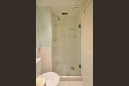 Apartamento à venda com 67m², 2 quartos e 2 vagas Apartamento à venda com 67m², 2 quartos e 2 vagasBanheiro Social