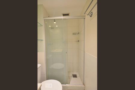 Apartamento à venda com 67m², 2 quartos e 2 vagas Apartamento à venda com 67m², 2 quartos e 2 vagasBanheiro Suíte