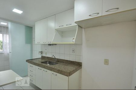 Apartamento à venda com 67m², 2 quartos e 2 vagas Apartamento à venda com 67m², 2 quartos e 2 vagasCozinha e Área de Serviço