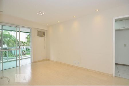 Sala de apartamento à venda com 2 quartos, 67m² em Camorim, Rio de Janeiro