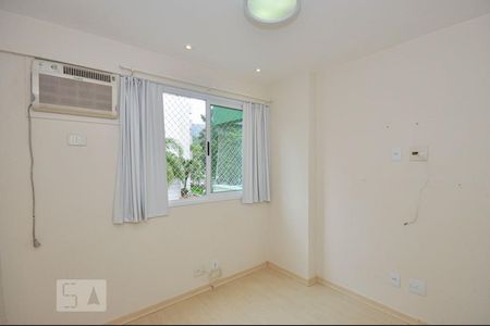 Apartamento à venda com 67m², 2 quartos e 2 vagas Apartamento à venda com 67m², 2 quartos e 2 vagasQuarto 1