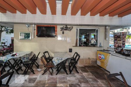 Apartamento à venda com 67m², 2 quartos e 2 vagas Apartamento à venda com 67m², 2 quartos e 2 vagasLanchonete - Piscina