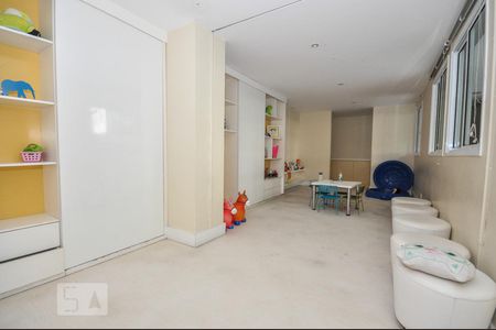 Apartamento à venda com 67m², 2 quartos e 2 vagas Apartamento à venda com 67m², 2 quartos e 2 vagasBrinquedoteca